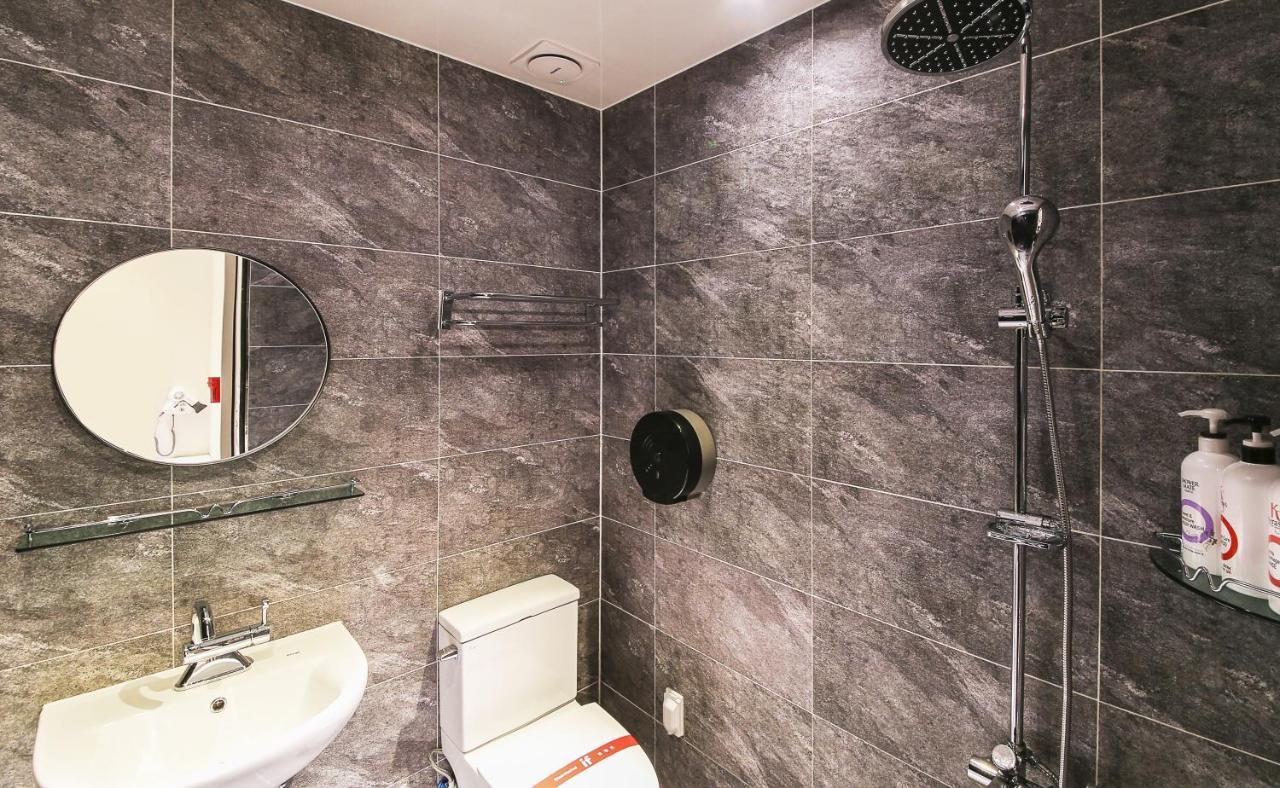 If Business Hotel Changwon Esterno foto